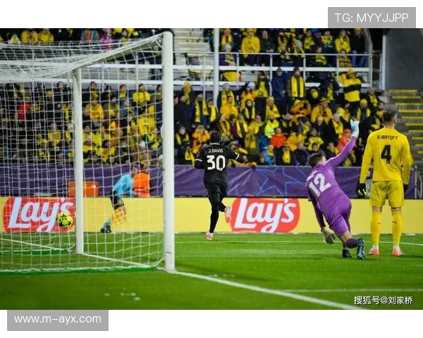 米雷蒂单刀破门瞬间,斯帕莱蒂场边振臂高呼